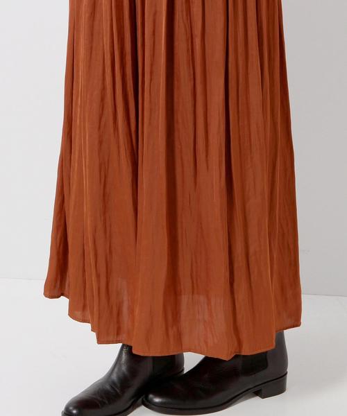 UNITED ARROWS（ユナイテッドアローズ）の「UWMF P サテン ロングスカート◆（スカート・レディース・ネイビー/ブラウン/ライトグレー・フリー）」の9枚目の写真