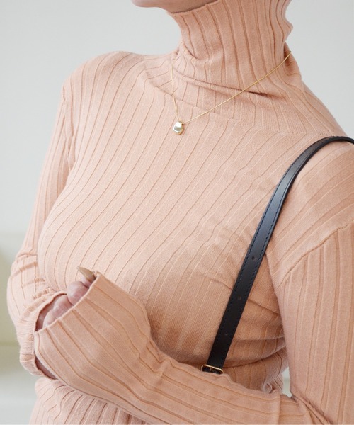 ibeul_(イベール)の「ハイネックワイドリブベーシック長袖ニットトップス(ニット/セーター・レディース・ブラック/グレー/ミント/ピンク/ホワイト・FREE)」の5枚目の写真