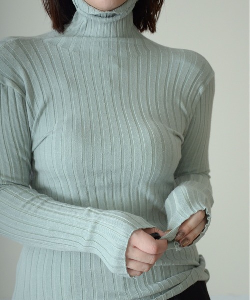 ibeul_(イベール)の「ハイネックワイドリブベーシック長袖ニットトップス(ニット/セーター・レディース・ブラック/グレー/ミント/ピンク/ホワイト・FREE)」の4枚目の写真