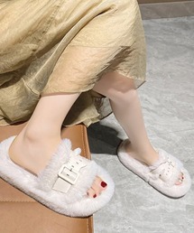 ふわふわファースリッパサンダル