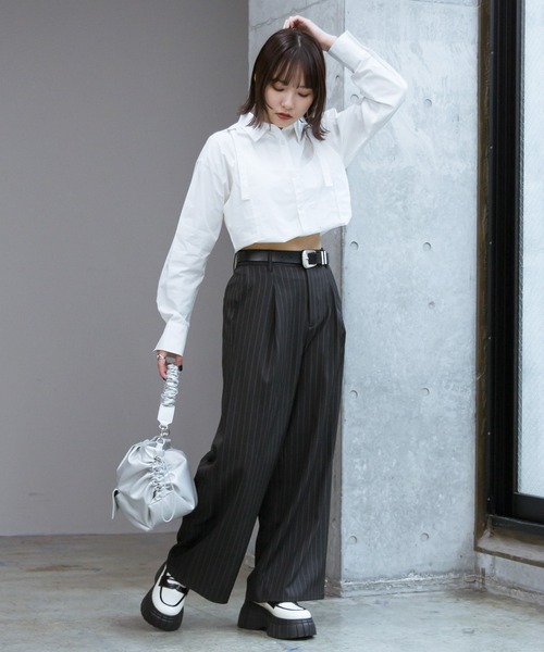 PAGEBOY（ページボーイ）の「2WAYガーターベルトシャツ（シャツ/ブラウス・レディース・ブラック/オフホワイト/ブルー・FREE）」の7枚目の写真