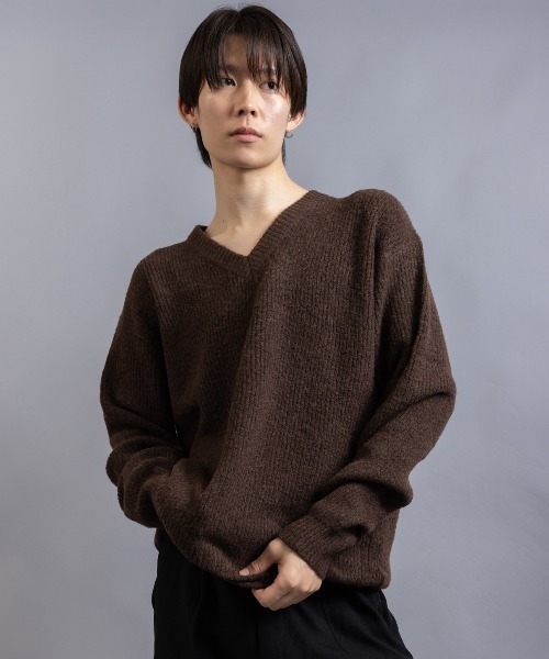 セール】フラッフィーヤーン 片畦編み Vネック ニット（ニット