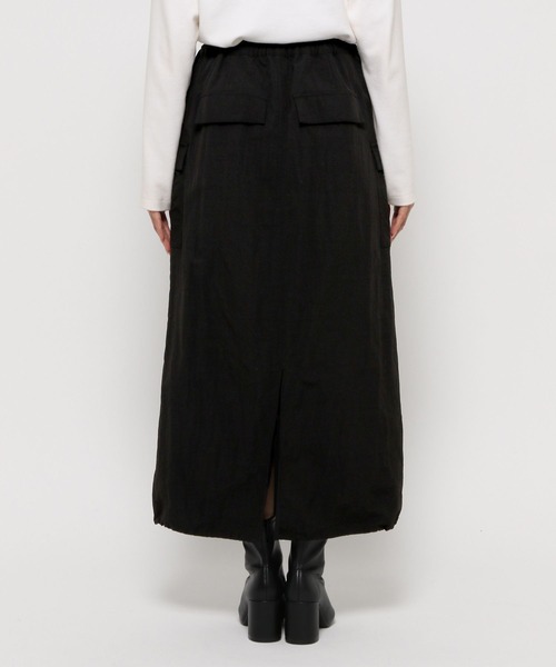 LOWRYS FARM(ローリーズファーム)の「ドロストカーゴスカート 990271(スカート・レディース・グレー/ホワイト/ブラック・FREE)」の11枚目の写真