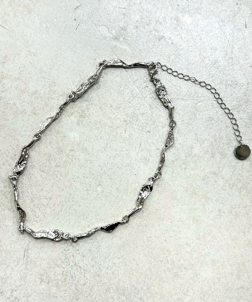 WHO'S WHO gallery（フーズフーギャラリー）の「ニュアンスネックレス（ネックレス・レディース・シルバー・FREE）」の5枚目の写真