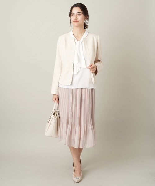 a.v.v(アーヴェヴェ)の「ラッフルボウタイブラウス(シャツ/ブラウス・レディース・ダークインディゴブルー/ホワイト・42/34/38/36/40)」の3枚目の写真