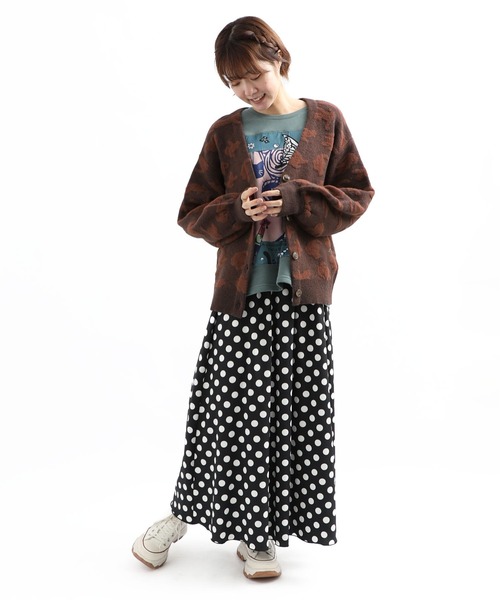 ScoLar（スカラー）の「133704：ふくれジャガードのネコ柄カーディガン