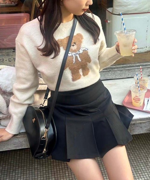 one after another NICE CLAUP(ワンアフターアナザーナイスクラップ)の「ハーフムーンミニショルダーバッグ(ショルダーバッグ・レディース・ブラック/アイボリー/レッド・FREE)」の10枚目の写真