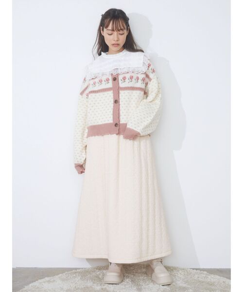 merry jenny（メリージェニー）の「flower gardenニットカーディガン（カーディガン/ボレロ・レディース・ピンク/ブルー・FREE）」の4枚目の写真