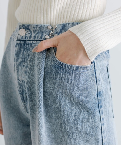 OLIVE des OLIVE（オリーブデオリーブ）の「プラマイ10cm体型カバーデニムパンツ　1041030030（デニムパンツ・レディース・ブルー/サックスブルー/グレー・SMALL/MEDIUM）」の13枚目の写真