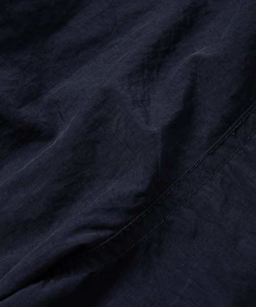 flaner(フラネ)の「Loose nylon cargo short pants / ルーズナイロンカーゴショートパンツ(カーゴパンツ・レディース・ブラック/ネイビー・LARGE/MEDIUM/SMALL)」の11枚目の写真