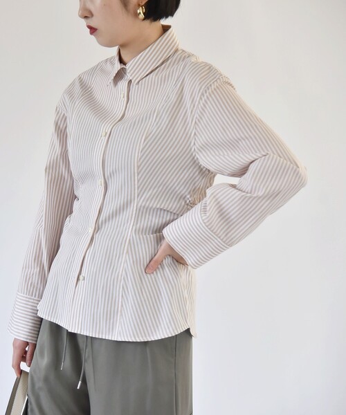 quaranciel（カランシエル）の「quaranciel:〈洗濯機可能〉ストライプ ワイドスリーブ シャツ（シャツ/ブラウス・レディース・ベージュ/ピンク/ブルー・38/40/36）」の6枚目の写真