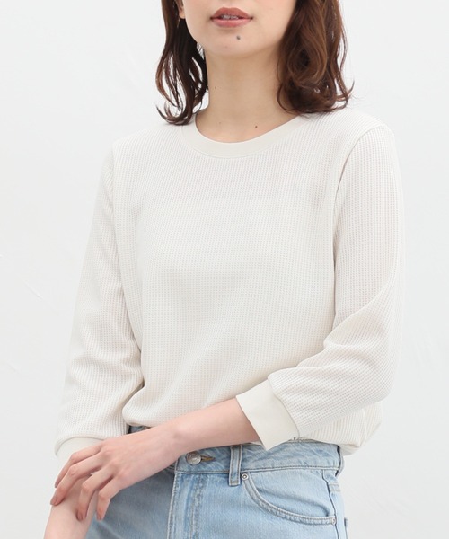 Honeys（ハニーズ）の「７分袖ワッフルクルーネックＴシャツ（Tシャツ/カットソー・レディース・ピンク/ホワイト系その他/スミクロ/ホワイト×ネイビー/ミント/ベージュ/アイボリー/ホワイト×ブルー・S/M/L/LL）」の2枚目の写真