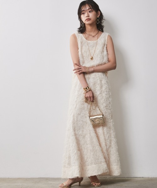 CHIC STYLE（シックスタイル）の「＜大きいサイズ＞フリンジジャガードノースリーブトップス　シックスタイル（キャミソール・レディース・ブラック/アイボリー・LL/3L/4L/5L/L）」の4枚目の写真