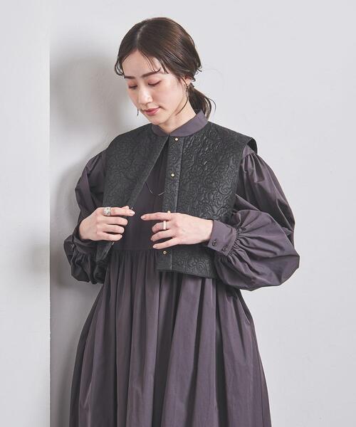 ユナイテッドアローズ　エンブロイダリー キルト ショートベスト　ドゥロワー UNITED ARROWS（ユナイテッドアローズ）の「エンブロイダリー