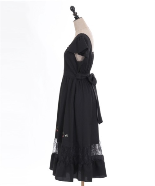 axes femme POETIQUE（アクシーズファムポエティック）の「ストロベリー刺繍ワンピース（ワンピース・レディース・ピンク/クリーム/ブラック・MEDIUM）」の19枚目の写真