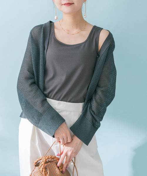 URBAN RESEARCH ROSSO WOMEN（アーバンリサーチ　ロッソ）の「スクエアネックタンクトップ（タンクトップ・レディース・チャコールグレー/オフホワイト/ライトカーキ・FREE）」の2枚目の写真