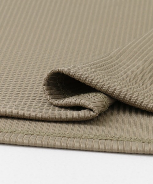 URBAN RESEARCH ROSSO WOMEN（アーバンリサーチ　ロッソ）の「スクエアネックタンクトップ（タンクトップ・レディース・チャコールグレー/オフホワイト/ライトカーキ・FREE）」の11枚目の写真