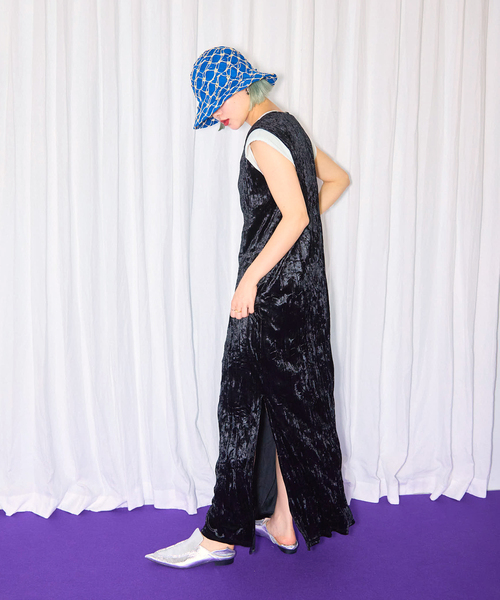 TIO　CRUSH VELVET LEAN DRESS：ワンピース TIO様専用 CRUSH VELVET LEAN DRESS：ワンピース - メルカリ