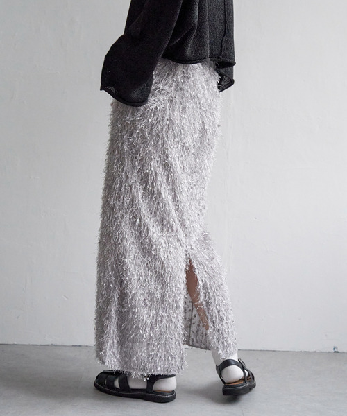 VENCEEXCHANGE（ヴァンスエクスチェンジ）の「カットフェザーIラインスカート（スカート・レディース・ブラック/オフホワイト/グレー・M）」の3枚目の写真