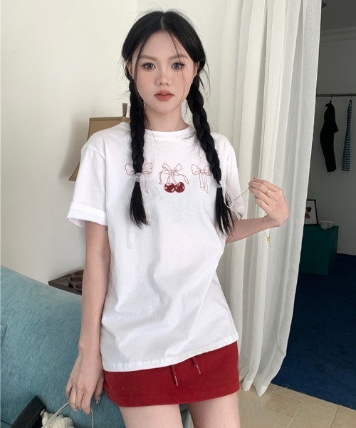 DIAVEL(ディアベル)の「韓国風 チェリー×リボンプリントTシャツ(Tシャツ/カットソー・レディース・ライトグレー/ホワイト/ホワイト系1・M)」の13枚目の写真
