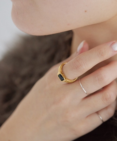 ear PAPILLONNER（イアパピヨネ）の「《インフルエンサーuchida企画》ステンレス/ジルコニアリング（リング・レディース・シルバー/ゴールド/ゴールド系その他/シルバー系その他・12）」の8枚目の写真