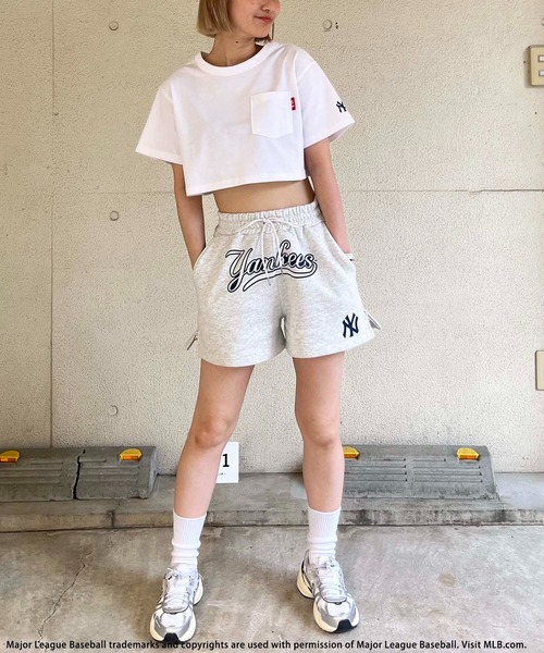 tシャツ 「MLB」クロップドTシャツ レディース ビッグロゴ クロップド Tシャツ / CL AE BIG LOGO CROP TEE