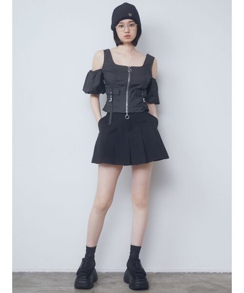 EMODA（エモダ）の「チャームベルトプリーツスカート（スカート・レディース・グレー/ブラウン/ブラック・MEDIUM/SMALL）」の22枚目の写真