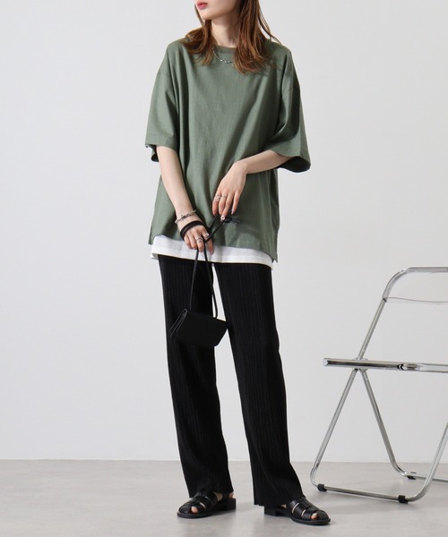 ATELANE(アテレーン)の「リネンストレッチ半袖アンサンブルTシャツ(Tシャツ/カットソー・メンズ・キナリ/カーキ/チャコール・L/M)」の5枚目の写真