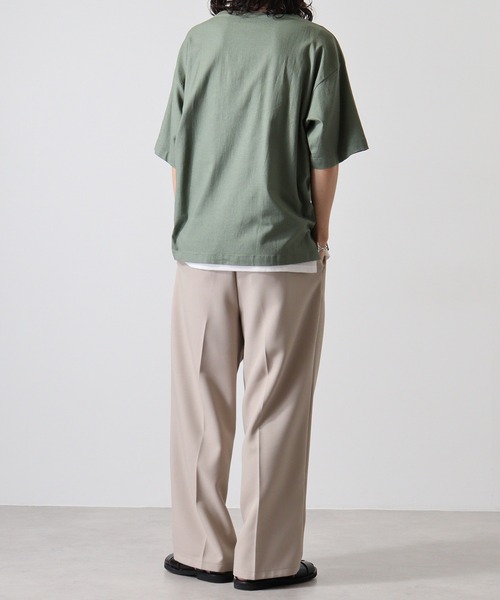 ATELANE(アテレーン)の「リネンストレッチ半袖アンサンブルTシャツ(Tシャツ/カットソー・メンズ・キナリ/カーキ/チャコール・L/M)」の11枚目の写真