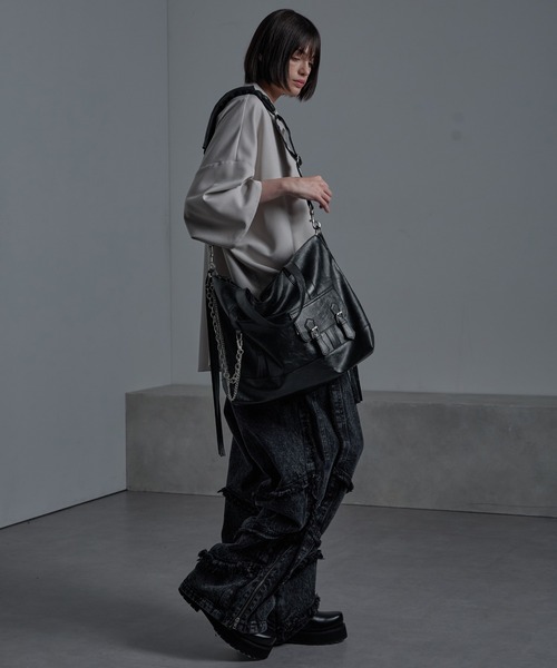 cussil（クシル）の「2025Ver【cussil/クシル】2WAYダブルチェーンPUマルチフェイスショルダーバッグ/トート（ショルダーバッグ・メンズ・ブラック・FREE）」の14枚目の写真