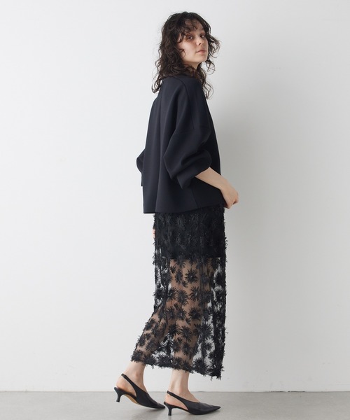 Whim Gazette(ウィムガゼット)の「クルーネックダンボールプルオーバー(Tシャツ/カットソー・レディース・ブラック/ホワイト・FREE)」の9枚目の写真