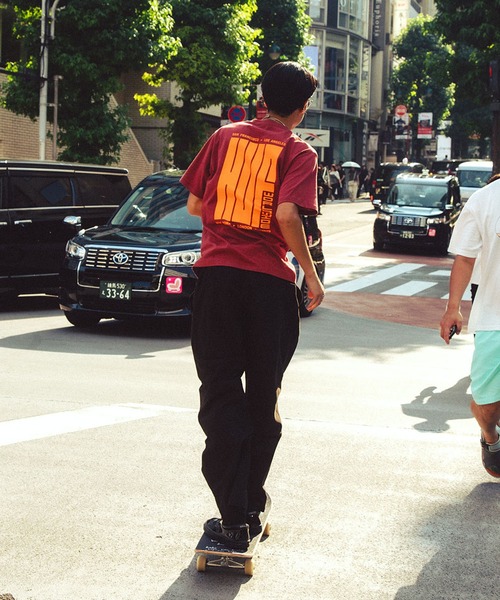 BIG BLOCK TEE / HUF ハフ ヘビーウェイト プリント Tシャツ(Tシャツ/カットソー)|HUF(ハフ) BIG BLOCK TEE / HUF ハフ ヘビーウェイト プリント Tシャツ(Tシャツ/カットソー)|HUF(ハフ)