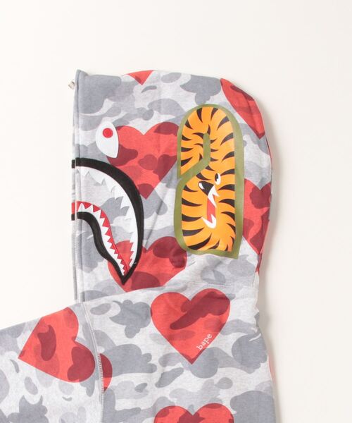A BATHING APE グラフィックパターン パーカー L A BATHING APE グラフィックパターン パーカー L トップス