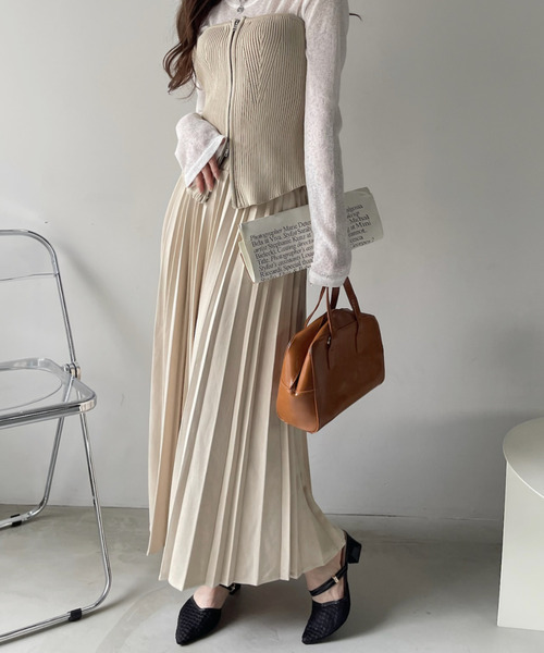 Ada.(エイダ)の「ウエストゴムで楽ちん♪ ポンチ スウェード プリーツ ロングスカート(スカート・レディース・アイボリー/グリーン/ボルドー/ダークグレー・FREE)」の6枚目の写真