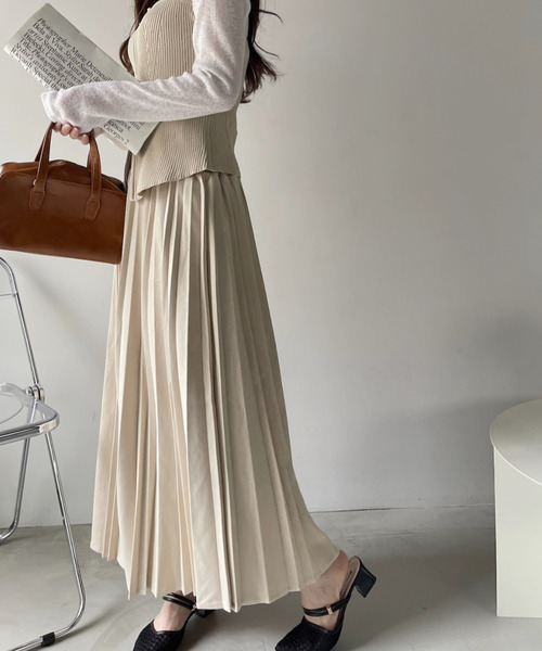 Ada.(エイダ)の「ウエストゴムで楽ちん♪ ポンチ スウェード プリーツ ロングスカート(スカート・レディース・アイボリー/グリーン/ボルドー/ダークグレー・FREE)」の5枚目の写真
