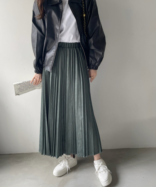 Ada.(エイダ)の「ウエストゴムで楽ちん♪ ポンチ スウェード プリーツ ロングスカート(スカート・レディース・アイボリー/グリーン/ボルドー/ダークグレー・FREE)」の9枚目の写真