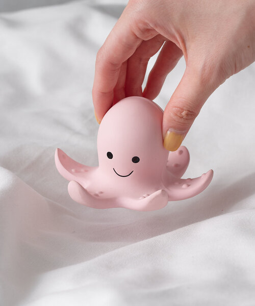 BIRTHDAY BAR（バースデイバー）の「【TIKIRI　ティキリ】Rattle & Bath Toy　ラトル＆バストイ（ベビーギフト・キッズ・グリーン/ピンク/グレー・0）」の3枚目の写真