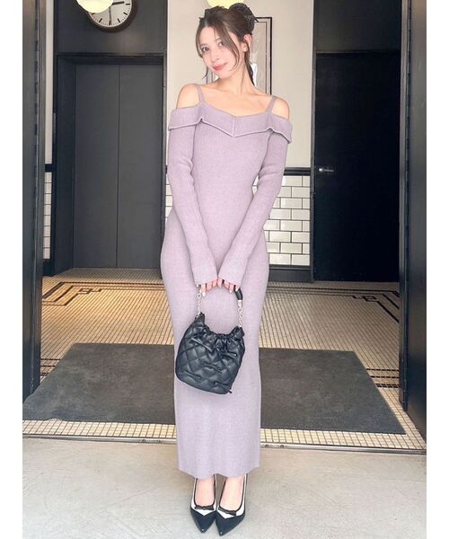 RESEXXY（リゼクシー）の「シアーポイントパンプス（パンプス・レディース・アイボリー/ブラック/その他1・SMALL/MEDIUM/LARGE）」の4枚目の写真