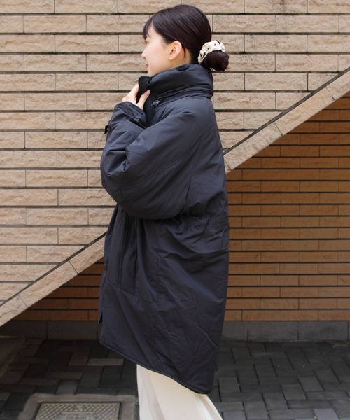 WILD THINGS(ワイルドシングス)の「WILD THINGS/ワイルドシングス モンスターパーカー MONSTER PARKA(ウィメンズ) WTL24101SN(ダウンジャケット/コート・レディース・ブラック/アイボリー・M)」の21枚目の写真