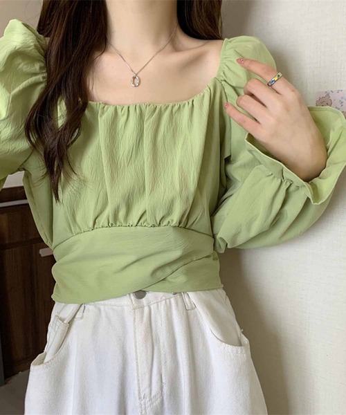 NANEA(ナネア)の「スクエアネック/オフショルダー2way クロップド丈バックリボンブラウス(シャツ/ブラウス・レディース・ブラック/アイボリー/ブルー/ピンク/グリーン/ホワイト・LARGE/MEDIUM/SMALL)」の22枚目の写真