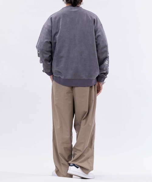 Naive magic（ナイーブマジック）の「【a】カットスウェード アームフラワーエンブロイダリー クルーネック スウェット（スウェット・メンズ・チャコールグレー/ブルー/グレイッシュベージュ/ブルーグレー/ミント/ライトグレー・MEDIUM/LARGE）」の12枚目の写真