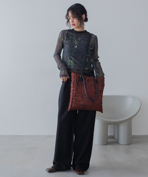 VACANCY（ヴァカンシー）の「ジャガードスクエアトートバッグ（トートバッグ・レディース・ボルドー/シルバー/ブルー・FREE）」の19枚目の写真