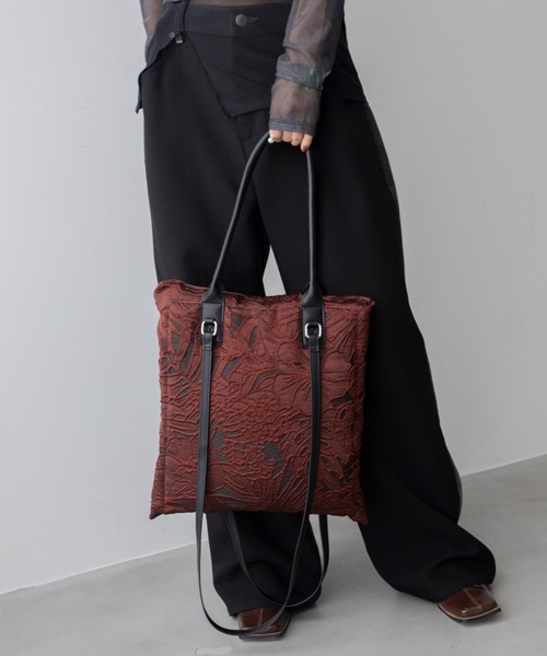 VACANCY（ヴァカンシー）の「ジャガードスクエアトートバッグ（トートバッグ・レディース・ボルドー/シルバー/ブルー・FREE）」の15枚目の写真