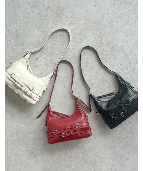 Re:EDIT（リエディ）の「[神山まりあさん着用][2024AW BAG COLLECTION]ベルト付きワンハンドルバッグ（ハンドバッグ・レディース・ブラック/レッド/アイボリー・FREE）」の5枚目の写真
