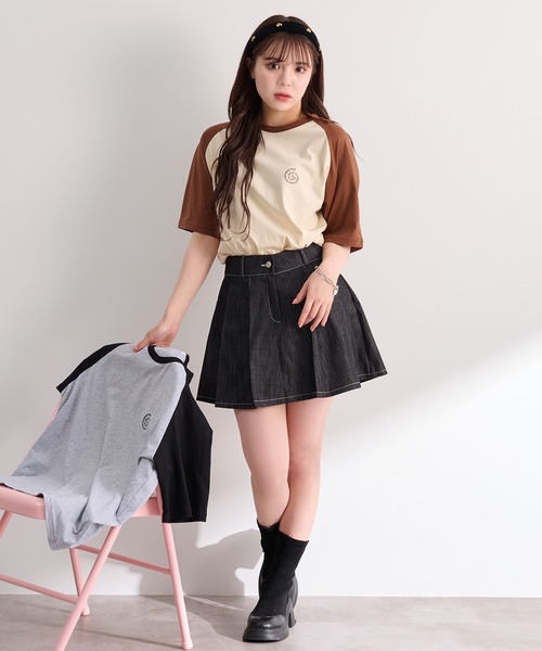 favclo.（ファブクロ）の「Color Block Big Logo Tee / カラーブロック ビッグロゴTシャツ（Tシャツ/カットソー・レディース・オフホワイト/グレー・FREE）」の11枚目の写真