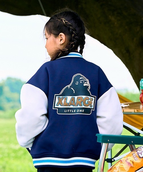 XLARGE KIDS(エクストララージキッズ)の「ダンボールニット中綿スタジャン(ブルゾン・キッズ・ベージュ/ネイビー・90cm/140cm/130cm/120cm/110cm/100cm/80cm)」の7枚目の写真