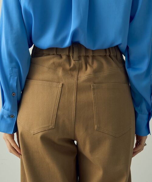 YECCA VECCA(イェッカヴェッカ)の「ツイルストレッチワイドストレートパンツ(その他パンツ・レディース・ベージュ/アイボリー・S/M)」の10枚目の写真