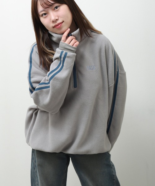 ZIP FIVE(ジップファイブ)の「マイクロ フリース ワンポイントロゴ サイドライン & ラグラン 長袖 ハーフジップ トレーナー / プルオーバー(スウェット・レディース・ホワイト×ブルー/ホワイト×ブラック/チャコールグレー×ブラック/ブラック×ホワイト/ブラック×ブルー/グレー系/ネイビー系/ブルー系/グレー系1・LARGE/MEDIUM)」の6枚目の写真