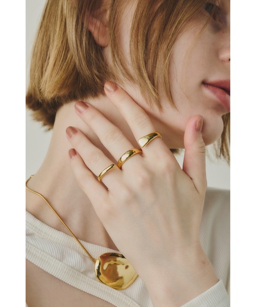 loni(ロニ)の「Spiral Triple Ring(リング・レディース・シルバー/ゴールド・FREE)」の20枚目の写真