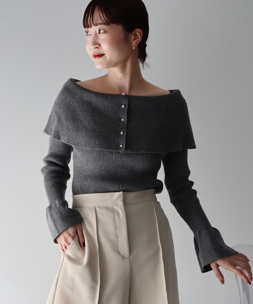 earth music&ecology（アースミュージックアンドエコロジー）の「2Wayオフショルニットプルオーバー（ニット/セーター・レディース・アイボリー/ブラック/杢グレー/レッド・FREE）」の4枚目の写真